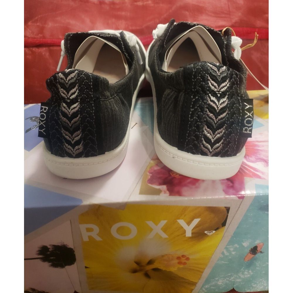Roxy Women's Bayshore III 3 Slip-on Shoe Sneaker‎ Black (US 9.5) (UK 7.5) - NEW - Picture 3 of 6